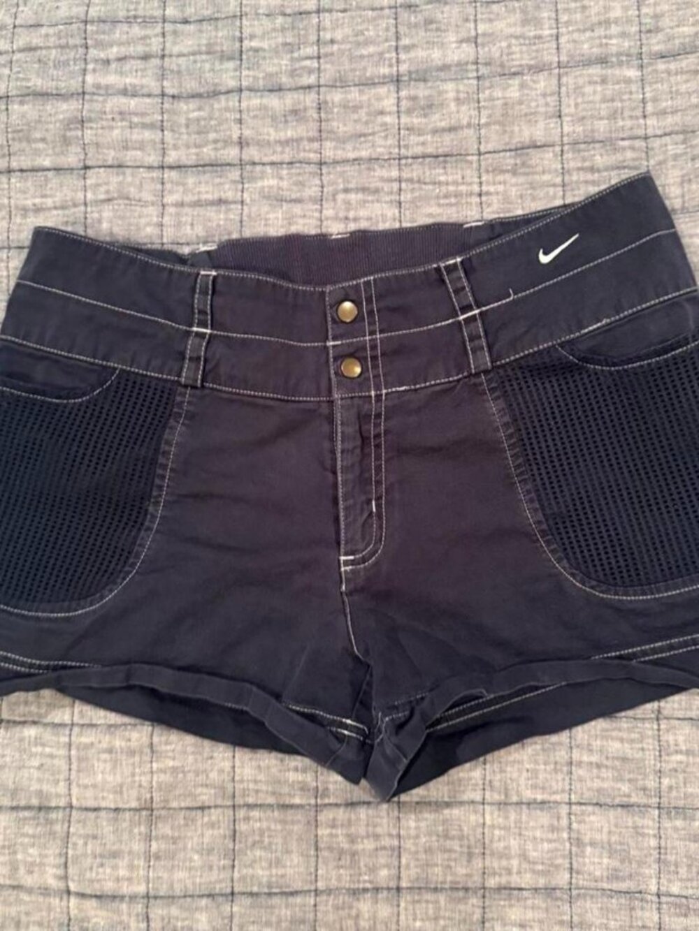 Vintage Nike Women's Navy Shorts